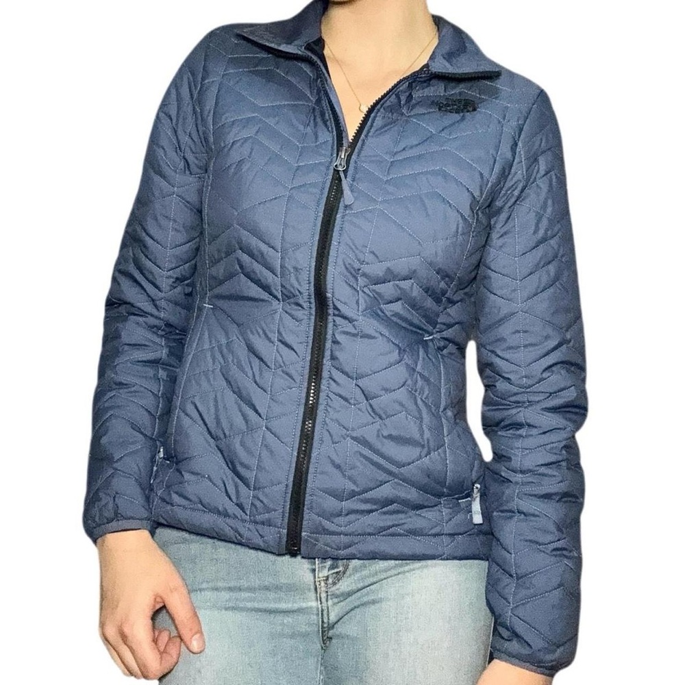 The North Face Women's Quilted Navy Blue Puffer Jacket